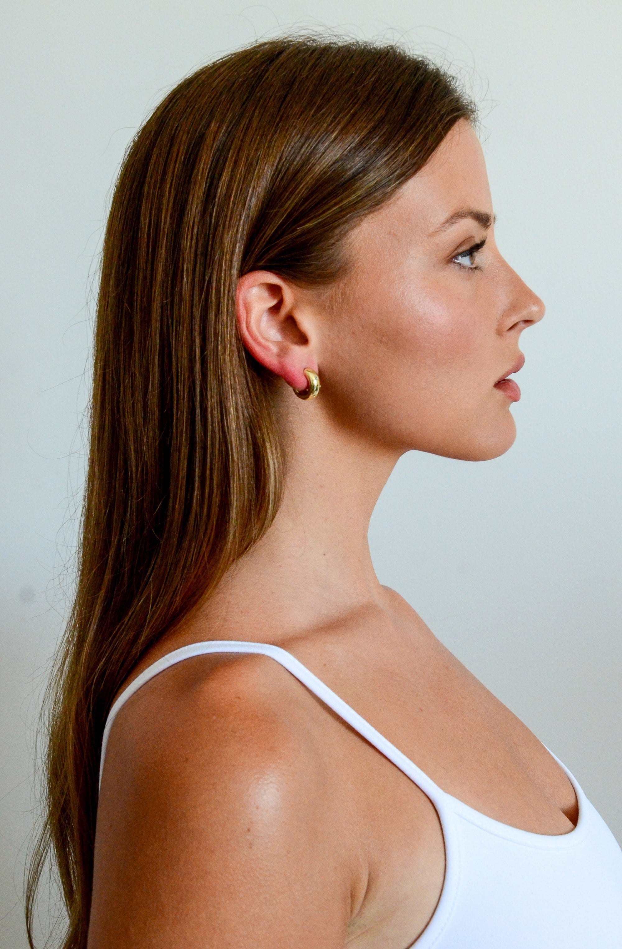 Orio Huggie Hoop Gold Earring