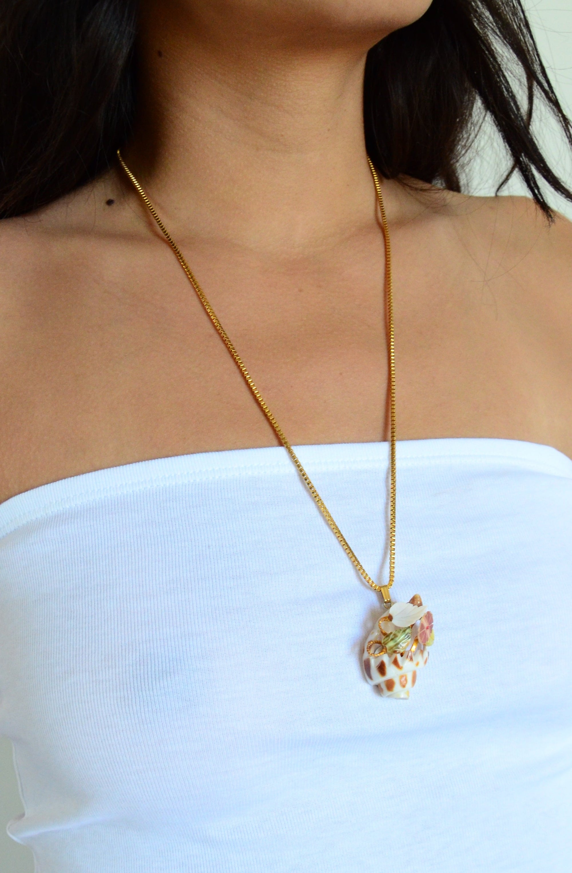 Floral Shell Charm Necklace