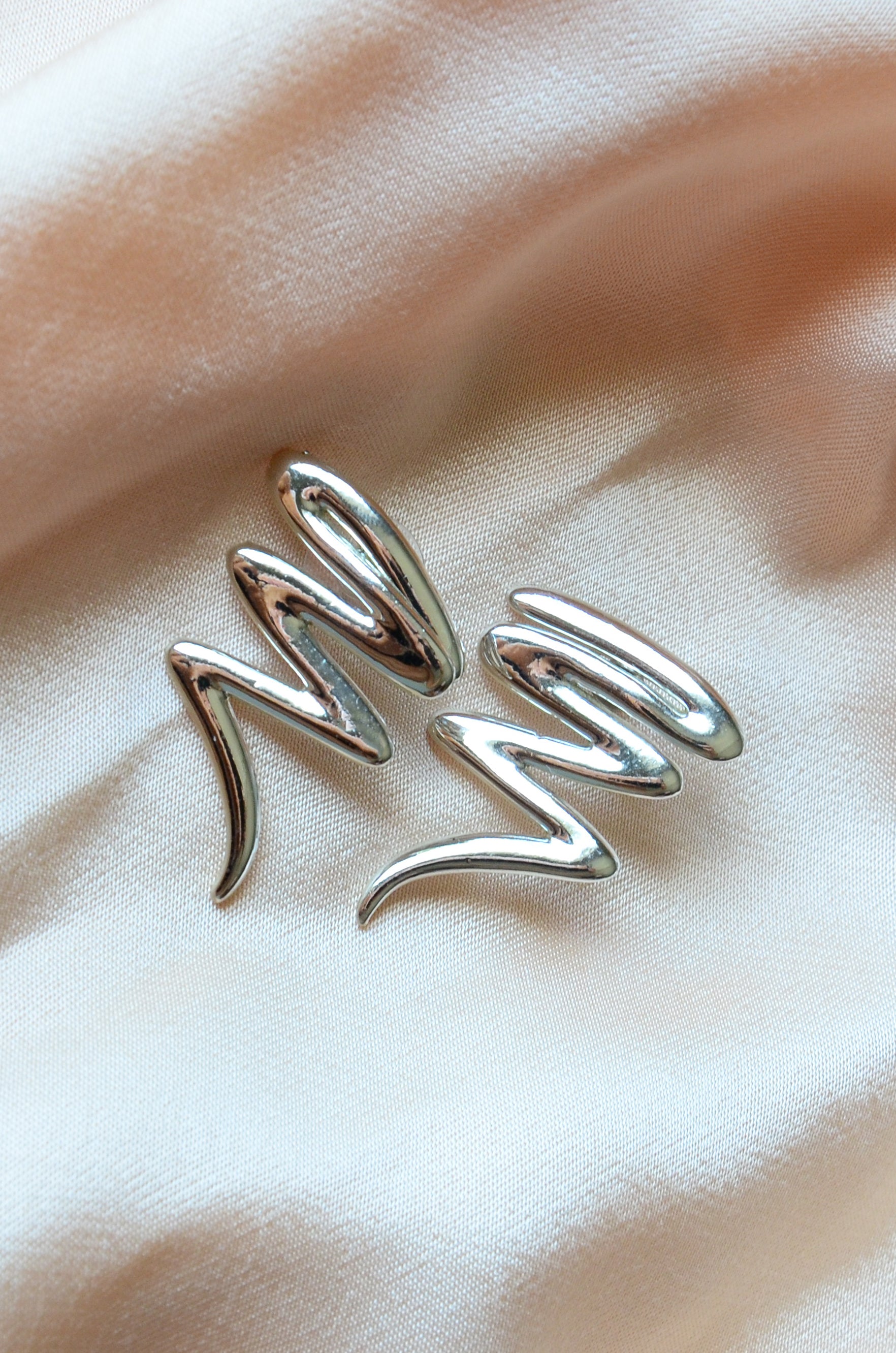 Squiggle Silver Earring